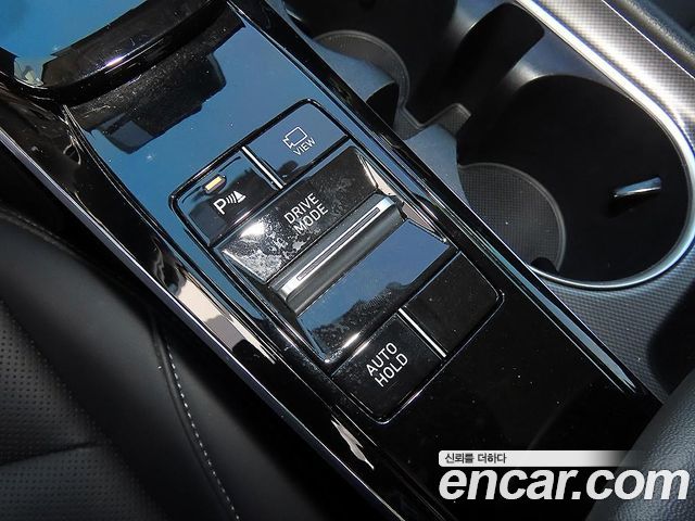 Hyundai Sonata 2023 — photo 18