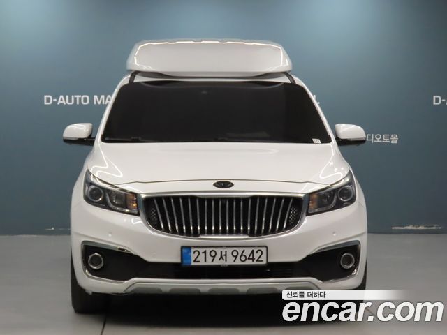 Kia Canival 2017 — photo 3