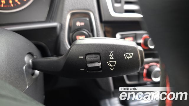 BMW 1-Series 2017 — photo 17
