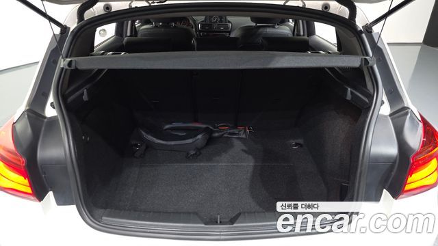 BMW 1-Series 2017 — photo 20