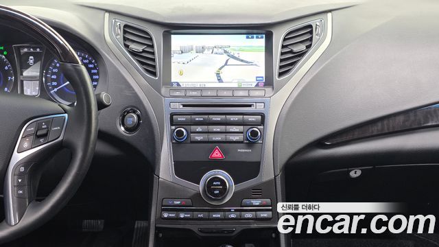 Hyundai Grandeur 2016 — photo 23