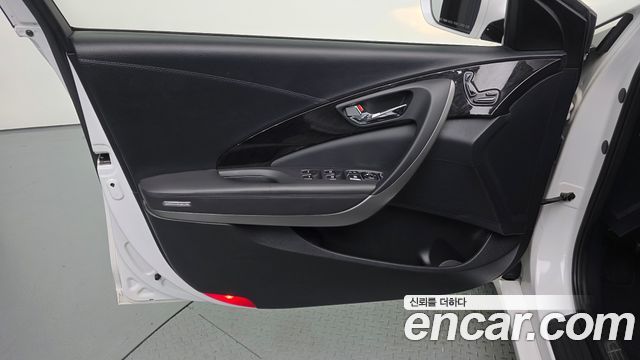 Hyundai Grandeur 2016 — photo 14
