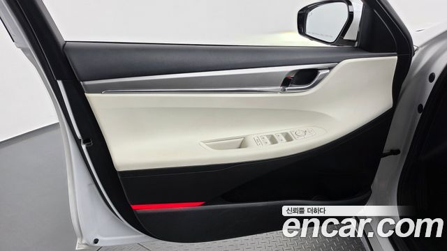 Hyundai Grandeur 2022 — photo 14