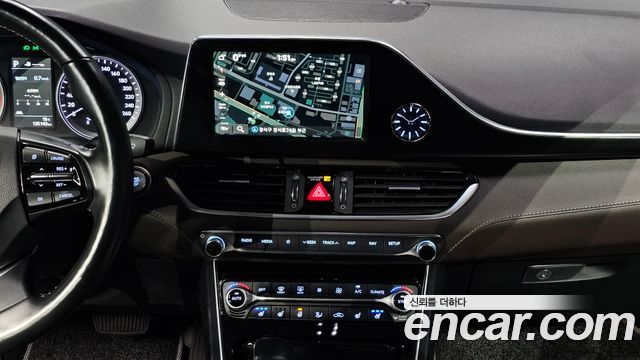 Hyundai Grandeur 2019 — photo 25