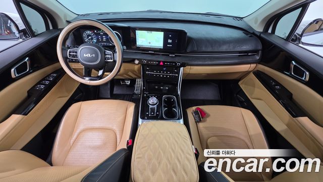 Kia Canival 2023 — photo 10