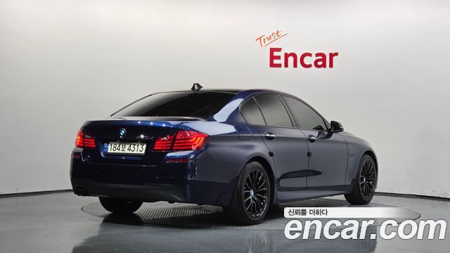BMW 5-Series 2016 — photo 2