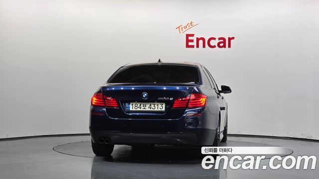 BMW 5-Series 2016 — photo 4