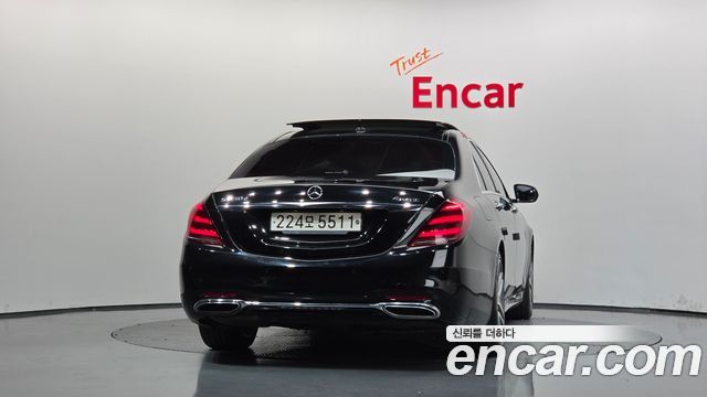 Mercedes-Benz S-Class 2020 — photo 4
