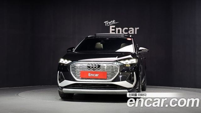 Audi Q4 e-tron 2023 — photo 3