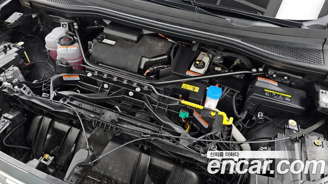 Audi Q4 e-tron 2023 — photo 6