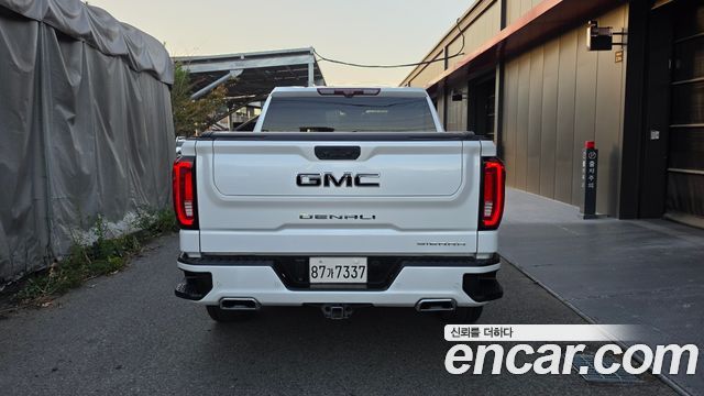 GMC Sierra 2023 — photo 4