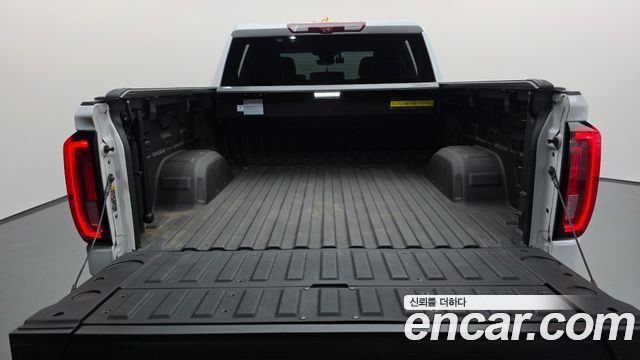 GMC Sierra 2023 — photo 25