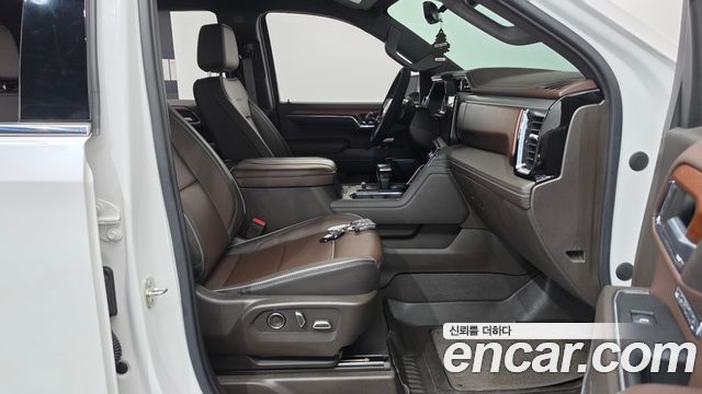 GMC Sierra 2023 — photo 16