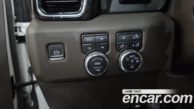 GMC Sierra 2023 — photo 29