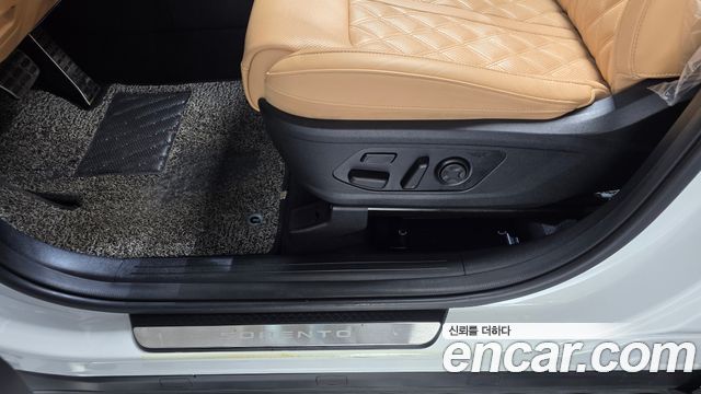 Kia Sorento 2021 — photo 37