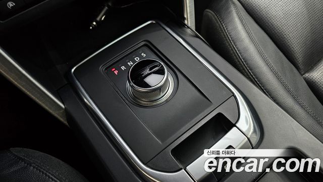 Land Rover Discovery Sport 2016 — photo 9