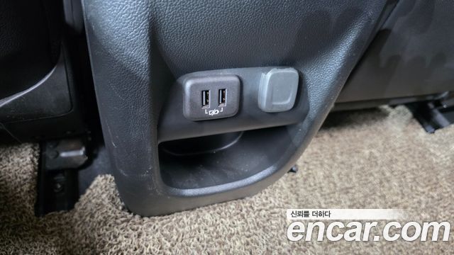 Chevrolet Korea Colorado 2021 — photo 30