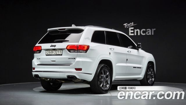 Jeep Cherokee 2020 — photo 2