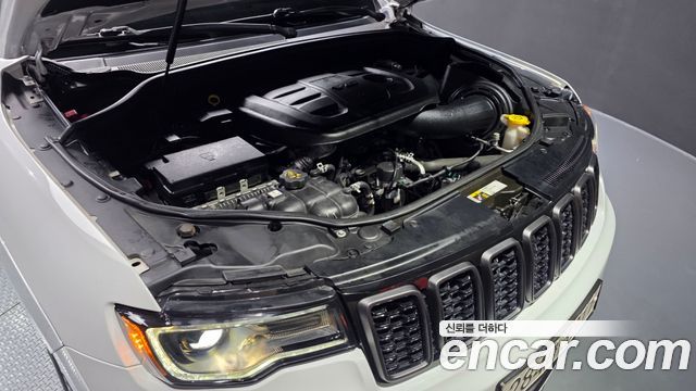 Jeep Cherokee 2020 — photo 6