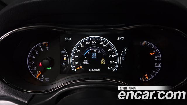 Jeep Cherokee 2020 — photo 8