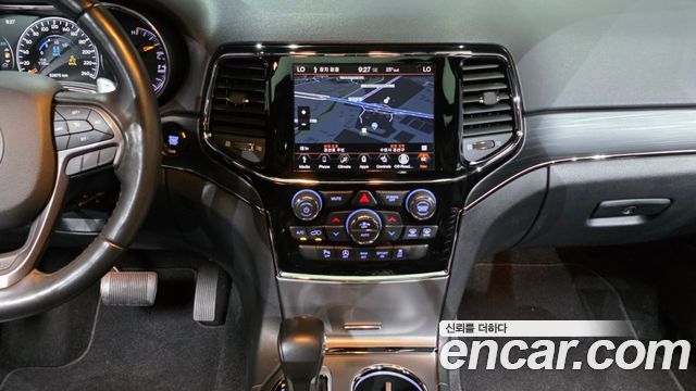 Jeep Cherokee 2020 — photo 14