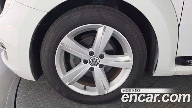 Volkswagen Beatle 2016 — photo 5