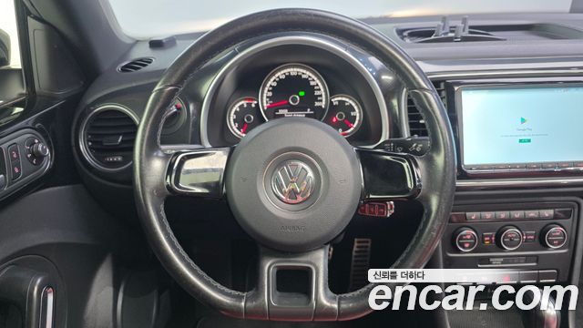 Volkswagen Beatle 2016 — photo 13