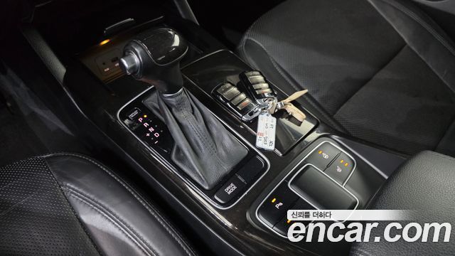 Kia K7 2013 — photo 9