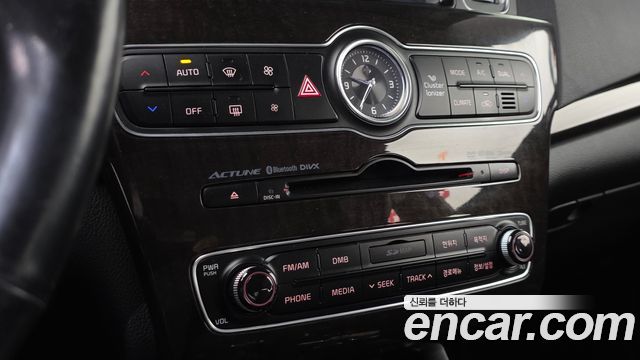 Kia K7 2013 — photo 11