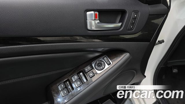 Kia K7 2013 — photo 20