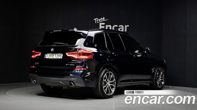 BMW X3 2021 — photo 2