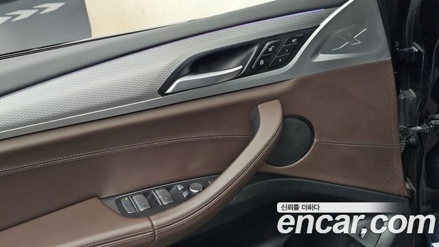 BMW X3 2021 — photo 32