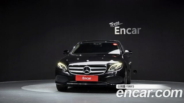 Mercedes-Benz E-Class 2018 — photo 3