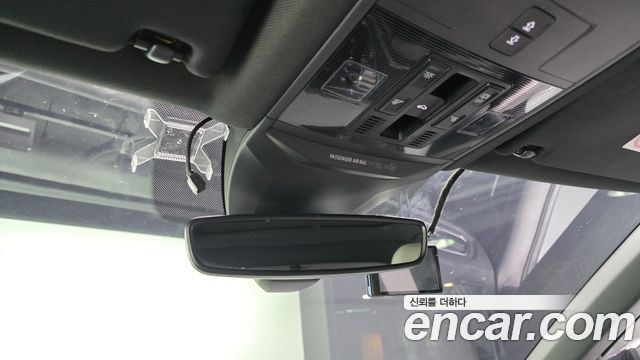 Volkswagen T-Roc 2021 — photo 18