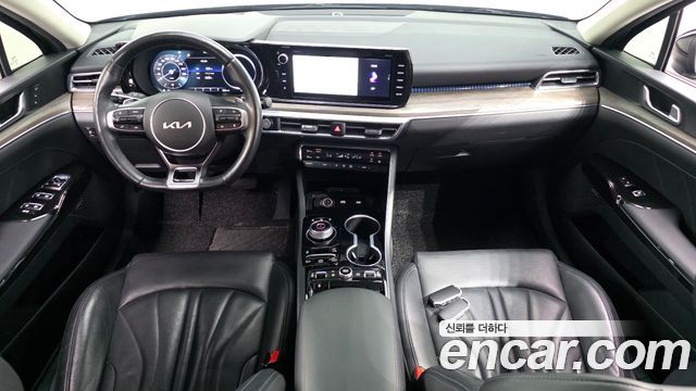 Kia K5 2022 — photo 10