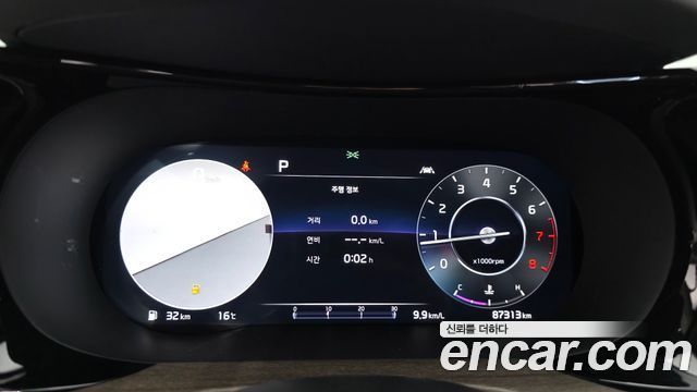 Kia K5 2022 — photo 11