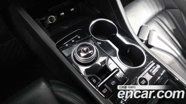 Kia K5 2022 — photo 12