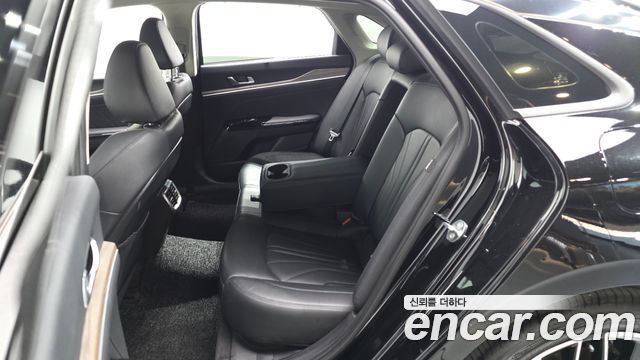 Kia K5 2022 — photo 18