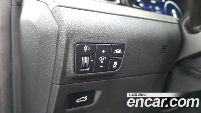 Kia K5 2022 — photo 25