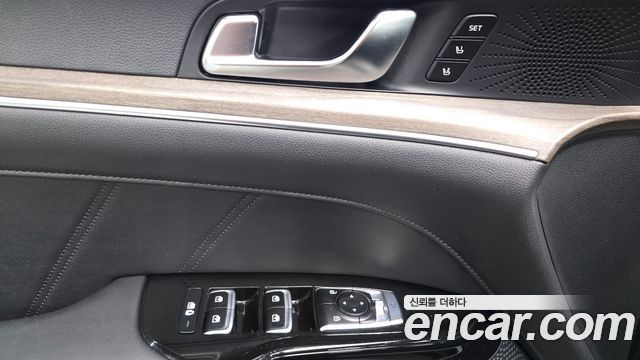 Kia K5 2022 — photo 27