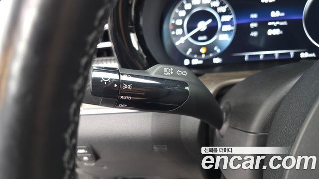 Kia K5 2022 — photo 29