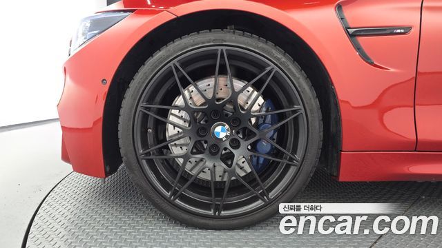 BMW M4 2018 — photo 5