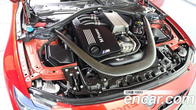 BMW M4 2018 — photo 6