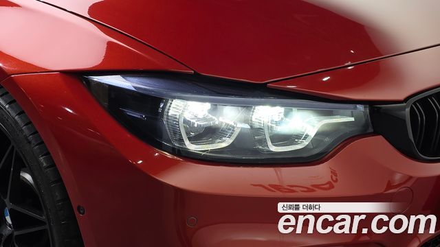 BMW M4 2018 — photo 8