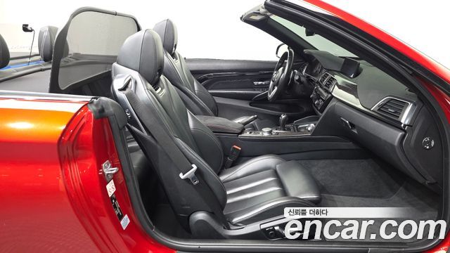 BMW M4 2018 — photo 16