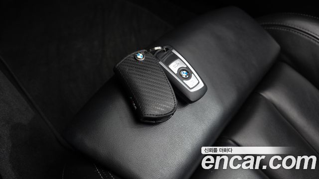 BMW M4 2018 — photo 27