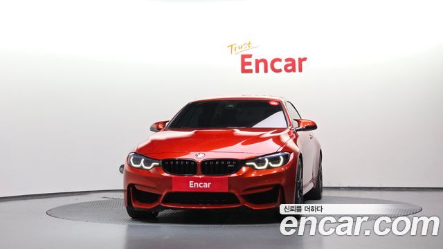BMW M4 2018 — photo 31