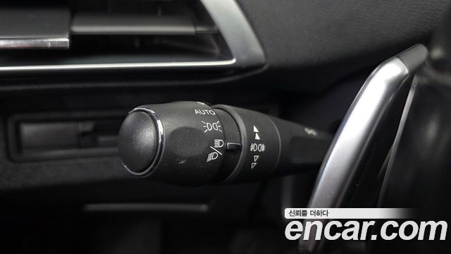 Peugeot 3008 2018 — photo 26