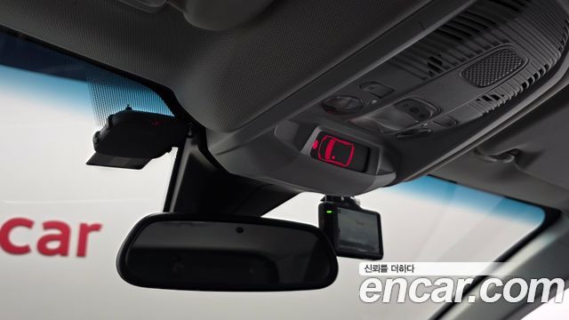 Peugeot 3008 2018 — photo 27