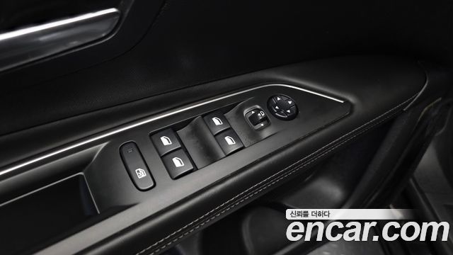 Peugeot 3008 2018 — photo 30